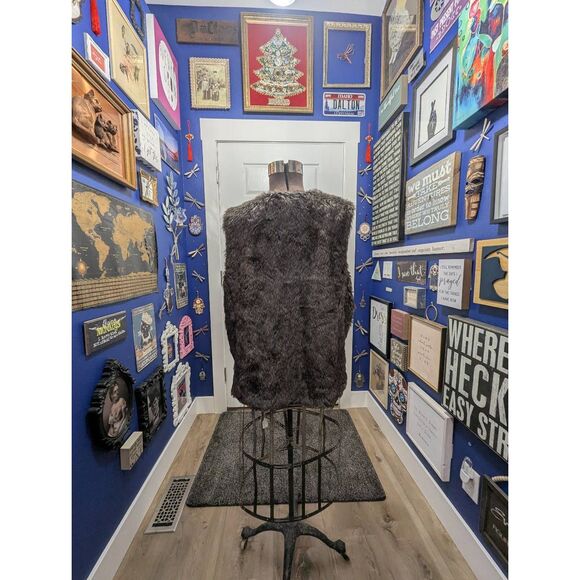 Ava & Viv Faux Fur Vest w/ Pockets - Picture 4 of 14